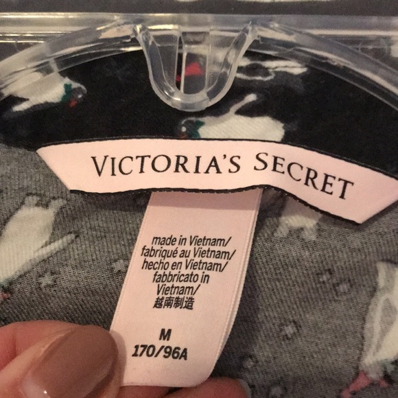 Victoria’s Secret PJ Set - Picture 2 of 5